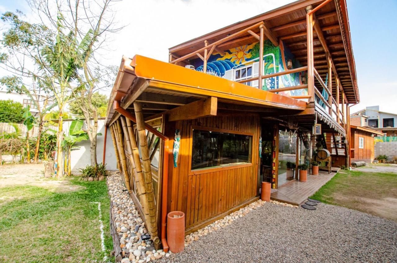 Hostel Quintal Do Rosa Praia do Rosa Exterior photo